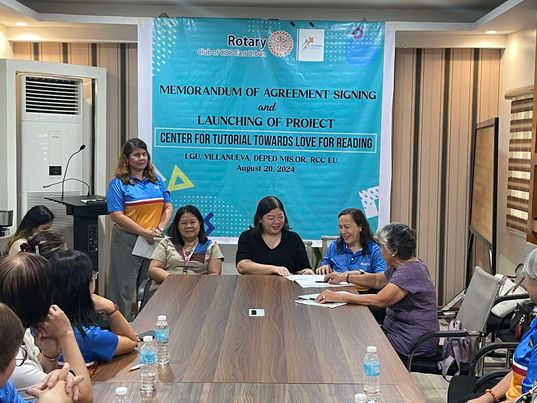 Rotary Club of CDO East Urban and LGU Villanueva Launch Reading Program for Grade 7 Students